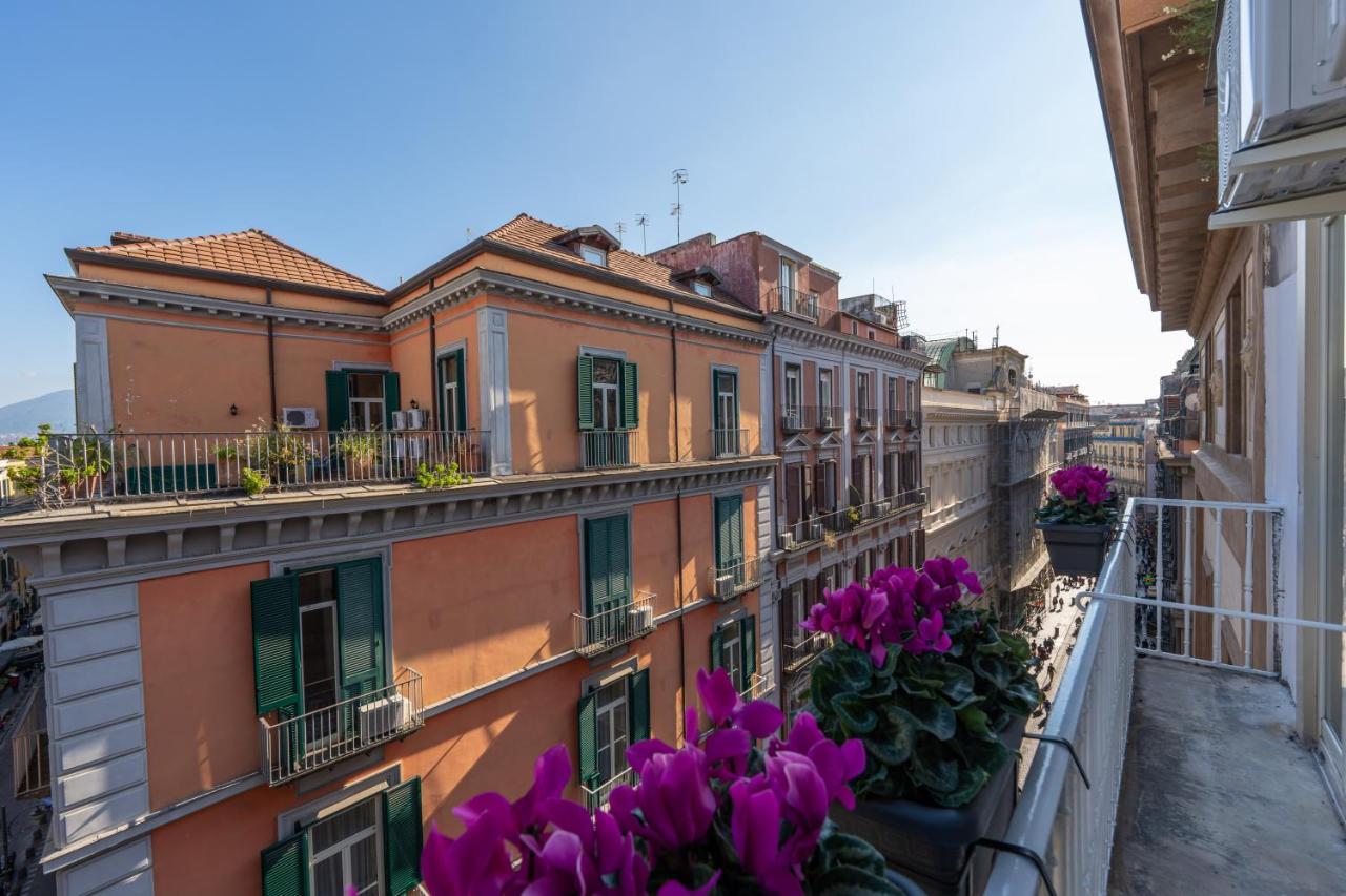 Teatro Toledo 272 Bed and Breakfast Napels Buitenkant foto