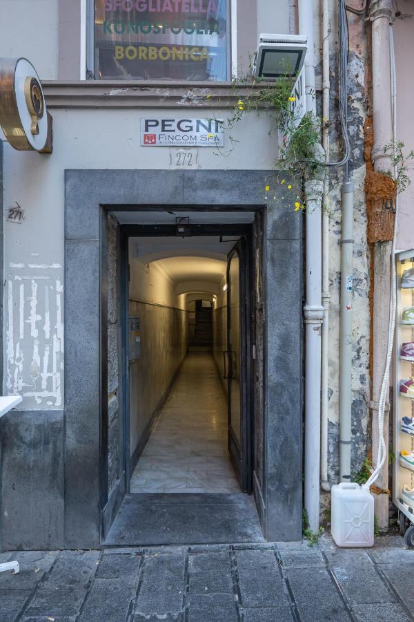 Teatro Toledo 272 Bed and Breakfast Napels Buitenkant foto